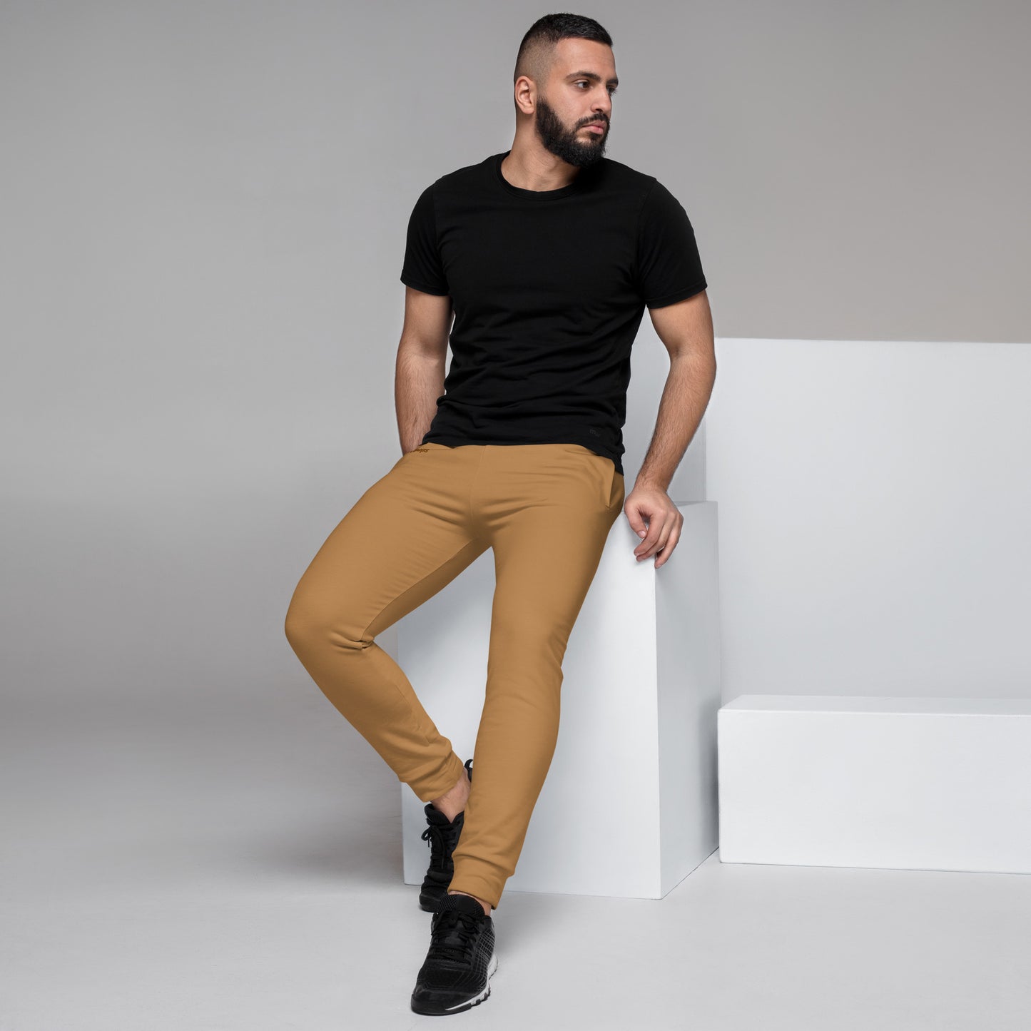 Alien Tech Apparel, basketball warm ups, jogger set, joggers, sweatpants, model 2